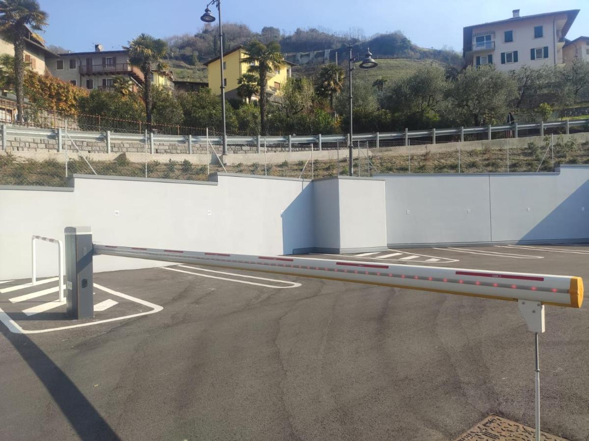 Gardainn Cologna تينو المظهر الخارجي الصورة